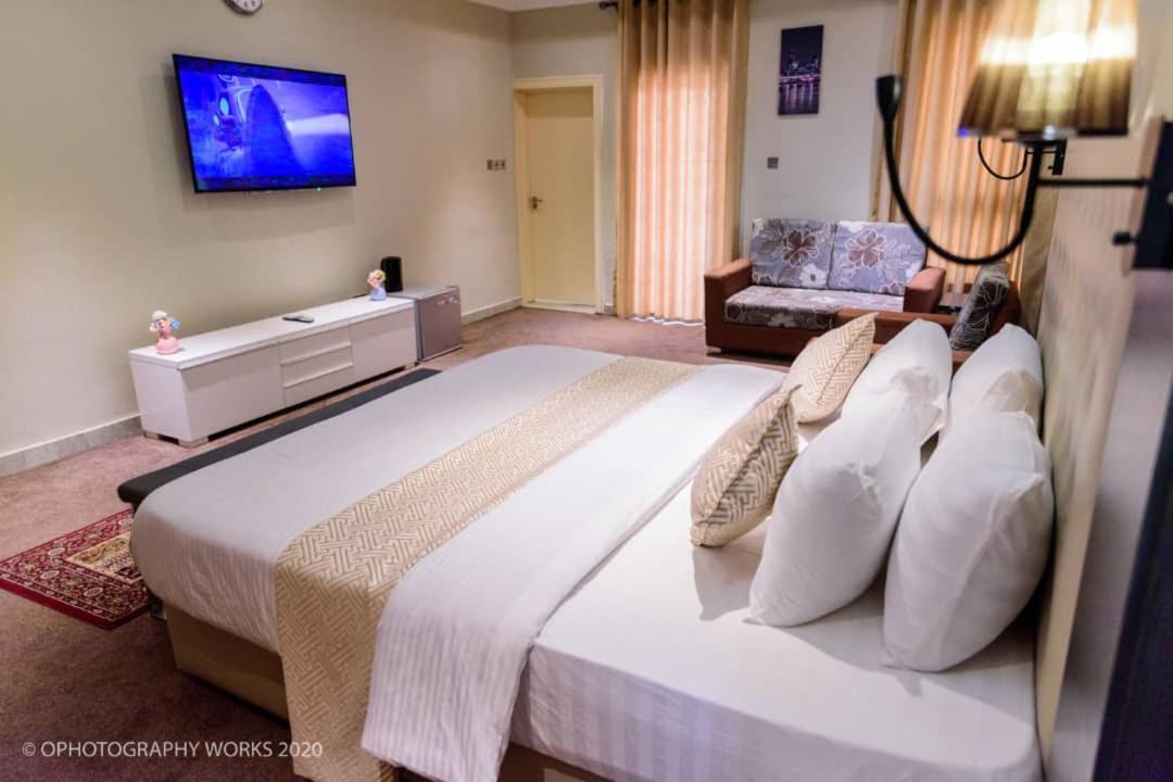 Carlton Gate Hotel Ibadan Luaran gambar